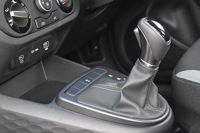 Hyundai i10 1.2 [79] Advance 5dr Auto [Nav]