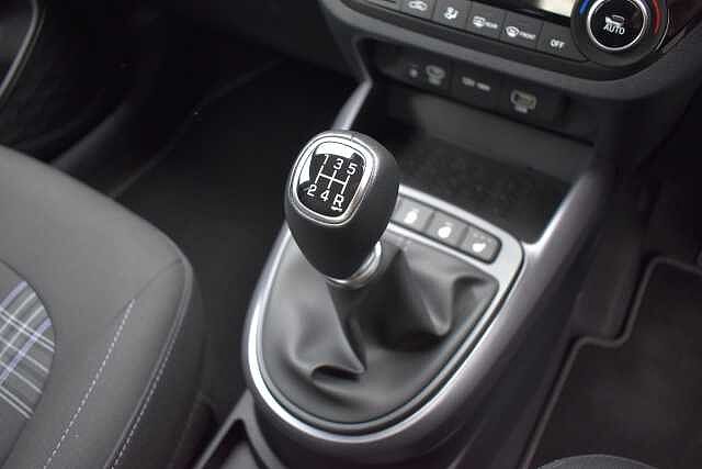 Hyundai i10 1.2 [79] Premium 5dr [Nav]