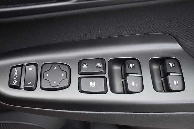 Hyundai KONA 1.6 GDi Hybrid Premium 5dr DCT