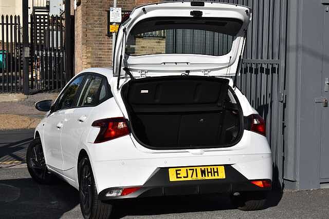 Hyundai i20 1.0T GDi 48V MHD SE Connect 5dr