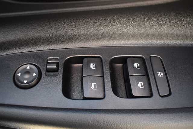 Hyundai i20 1.0T GDi 48V MHD SE Connect 5dr