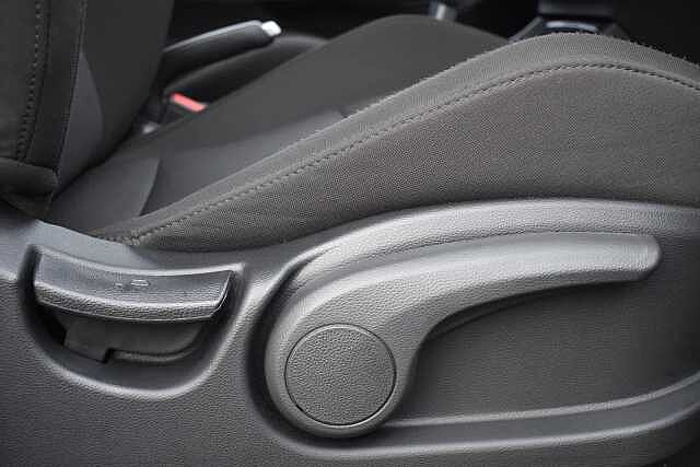 Hyundai i20 1.0T GDi Premium 5dr DCT