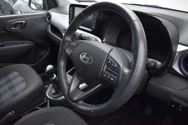 Hyundai i10 1.0 MPi Premium 5dr