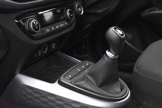 Hyundai i10 1.0 MPi Premium 5dr