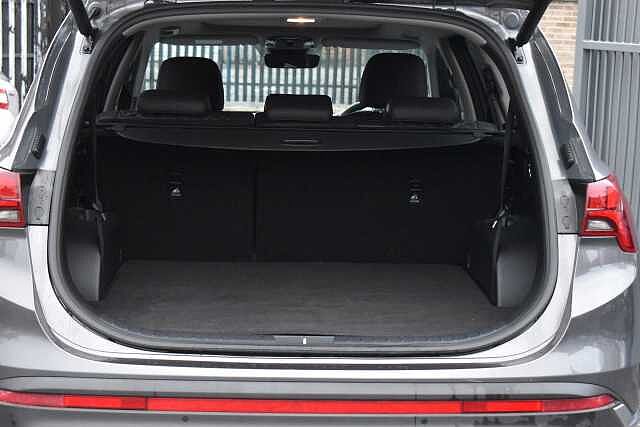 Hyundai SANTA FE 1.6 TGDi Hybrid Ultimate 5dr 4WD Auto