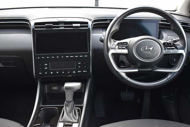 Hyundai TUCSON 1.6 TGDi 48V MHD SE Connect 5dr 2WD DCT