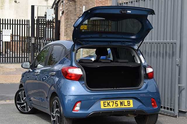 Hyundai i10 1.2 [79] Premium 5dr [Nav]