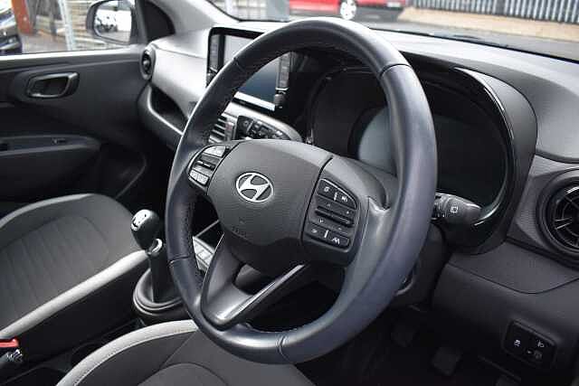 Hyundai i10 1.2 Advance 5dr