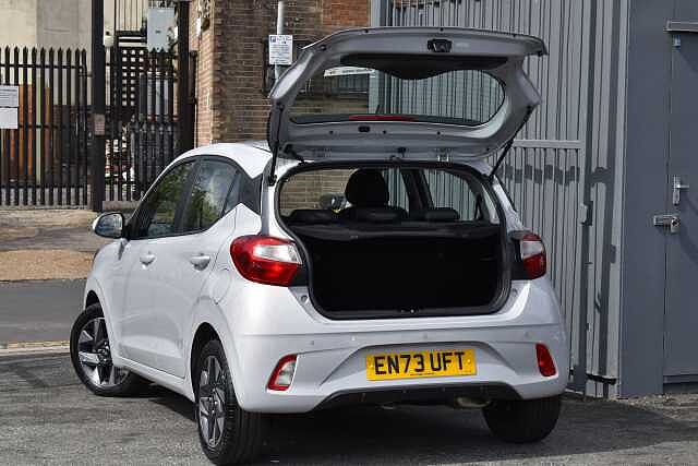 Hyundai i10 1.2 Advance 5dr