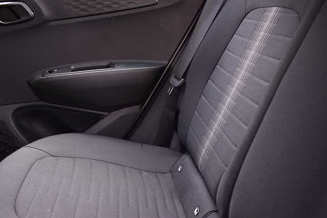 Hyundai i10 1.2 Advance 5dr