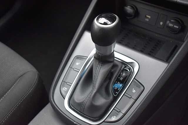 Hyundai KONA 1.6 GDi Hybrid Premium 5dr DCT