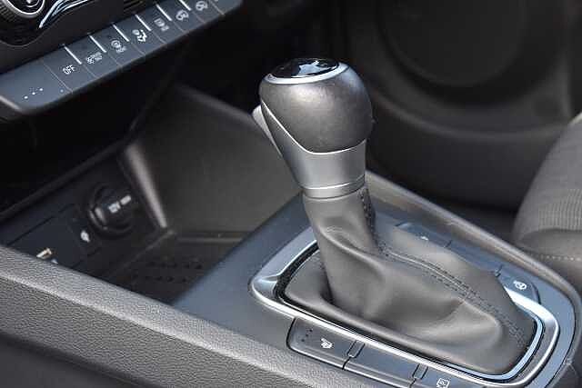 Hyundai KONA 1.6 GDi Hybrid Premium 5dr DCT