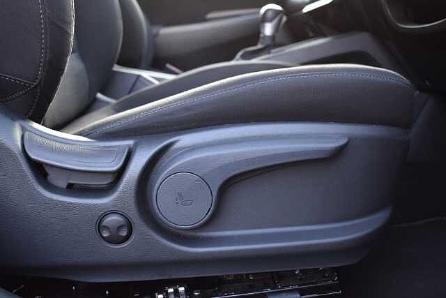 Hyundai KONA 1.6 GDi Hybrid Premium 5dr DCT