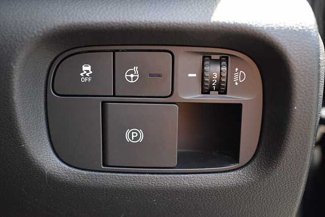 Hyundai INSTER 85kW 02 49kWh 5dr Auto Black
