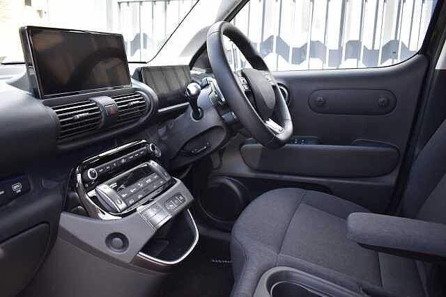 Hyundai INSTER 85kW 02 49kWh 5dr Auto Black