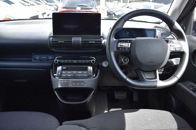 Hyundai INSTER 85kW 02 49kWh 5dr Auto Black