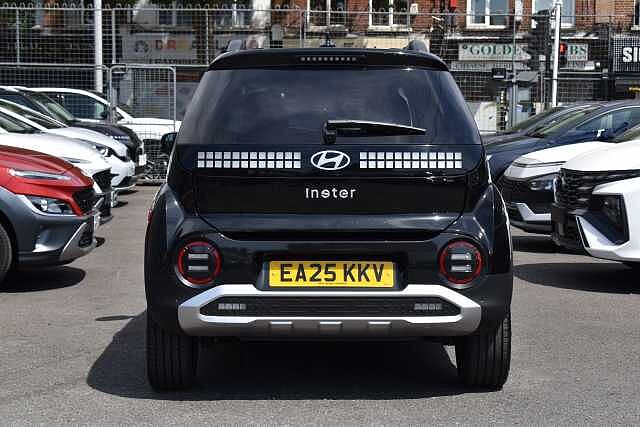 Hyundai INSTER 85kW 02 49kWh 5dr Auto Black