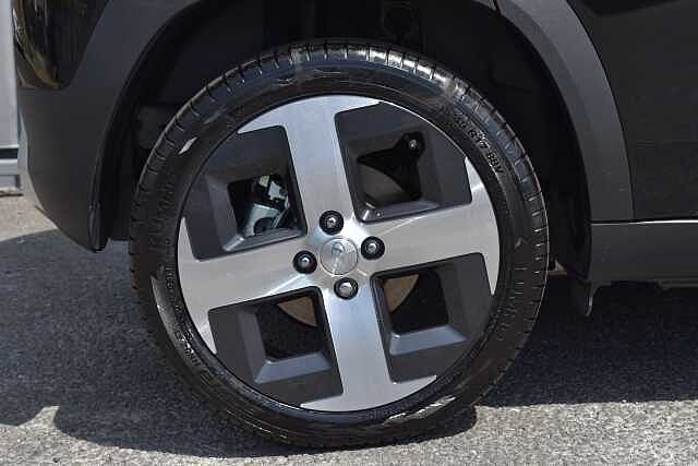 Hyundai INSTER 85kW 02 49kWh 5dr Auto Black
