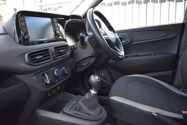 Hyundai i10 1.0 Advance 5dr